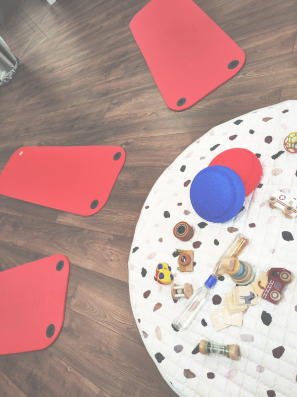 Bild mit 3 Sportmatten